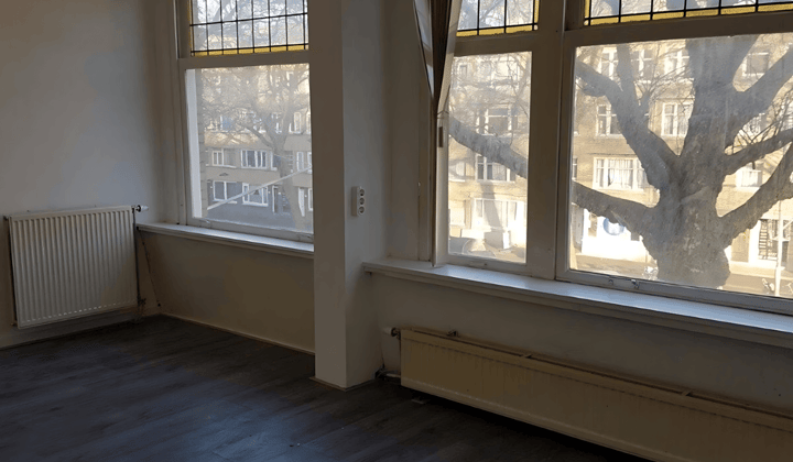 Kamer · 21 m² · €595,-