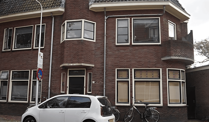 Kamer · 22 m² · €654,-