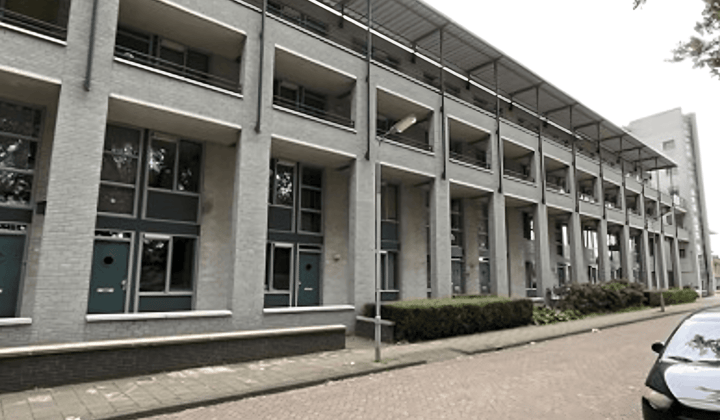 Appartement · 76 m² · €713,-