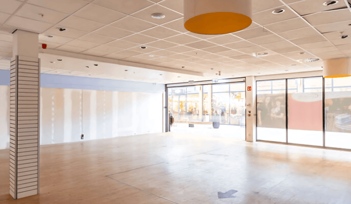 Bedrijfsruimte · 60 m² · €400,-