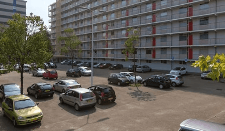 Appartement · 88 m² · €713,-