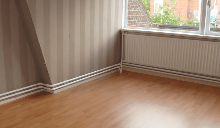 Kamer · 15 m² · €595,-