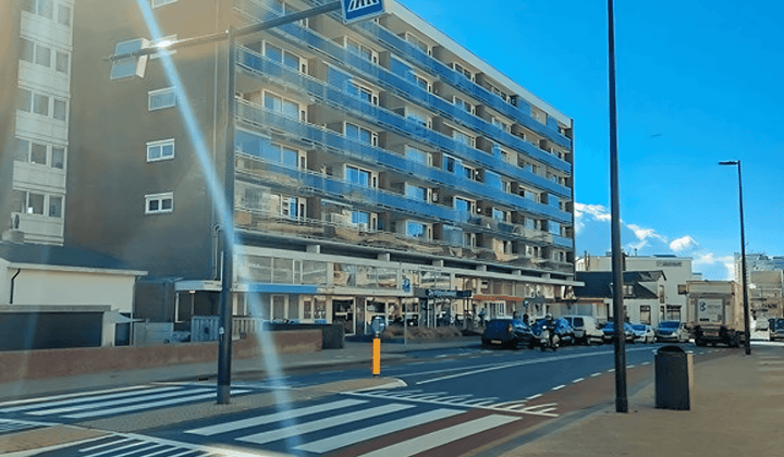 Appartement · 100 m² · €2500,-