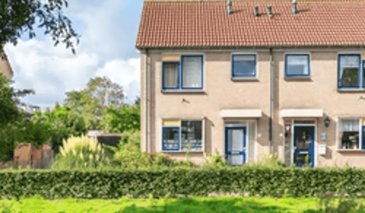 Huis · 105 m² · €1523,-