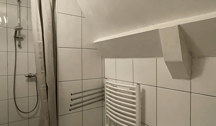 Kamer · 14 m² · €655,-