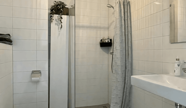 Appartement · 42 m² · €1350,-