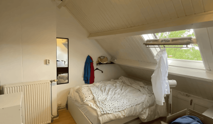Kamer · 8 m² · €534,-