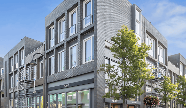 Appartement · 102 m² · €2450,-