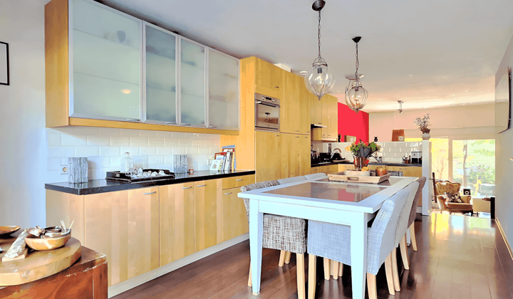 Huis · 120 m² · €2250,-