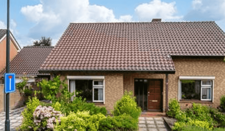 Huis · 142 m² · €2500,-