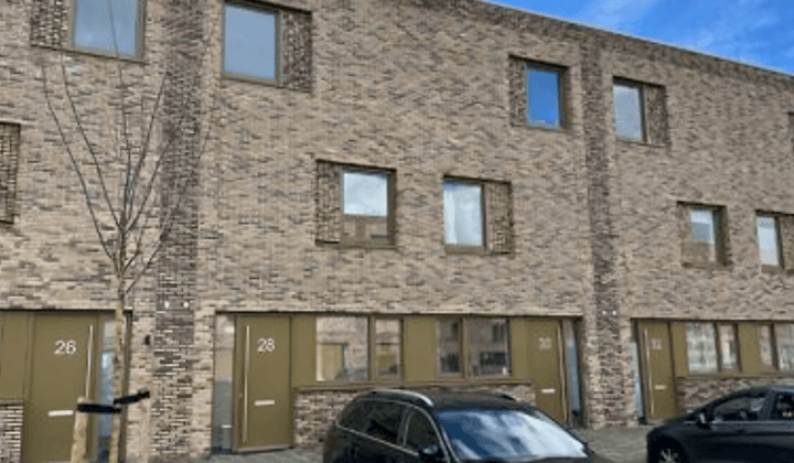 Huis · 85 m² · €1875,-