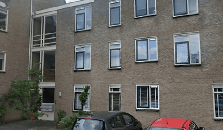 Appartement · 64 m² · €713,-