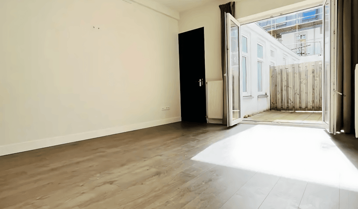 Appartement · 37 m² · €1013,-