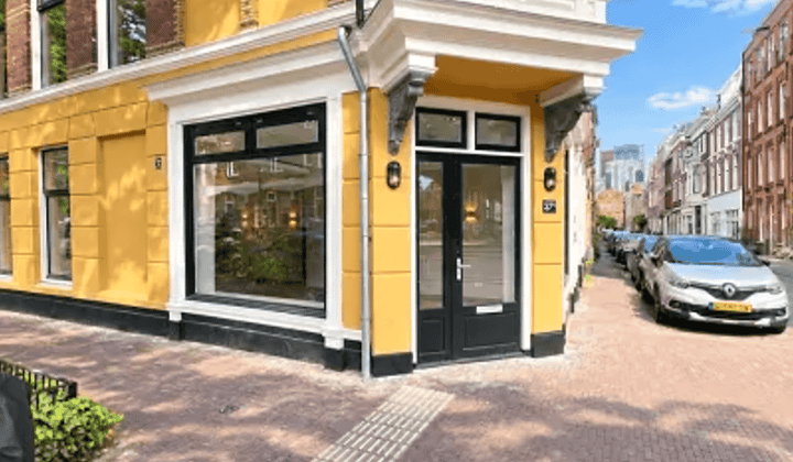 Kantoor · 52 m² · €2100,-