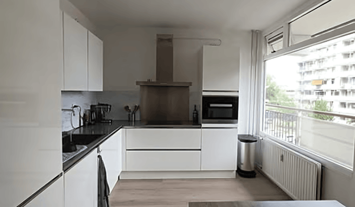 Studio · €1087,-