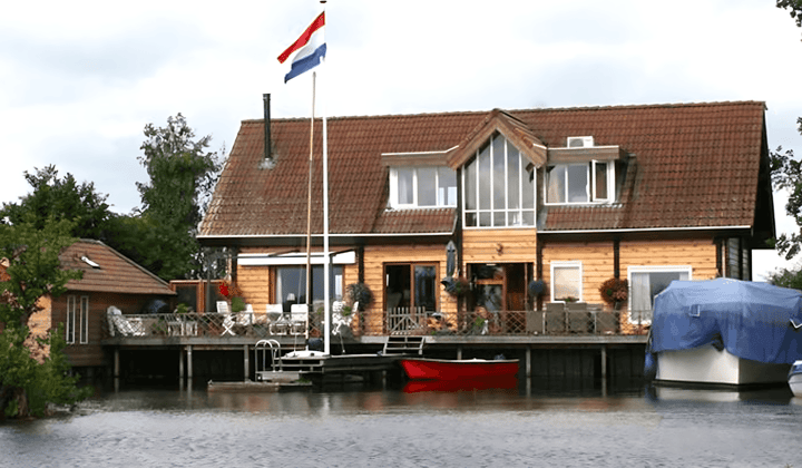 Huis · 150 m² · €3000,-