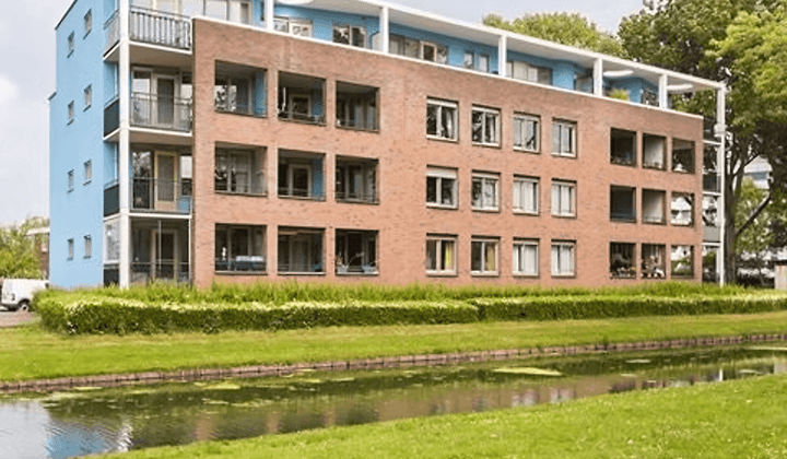 Huis · €2100,-