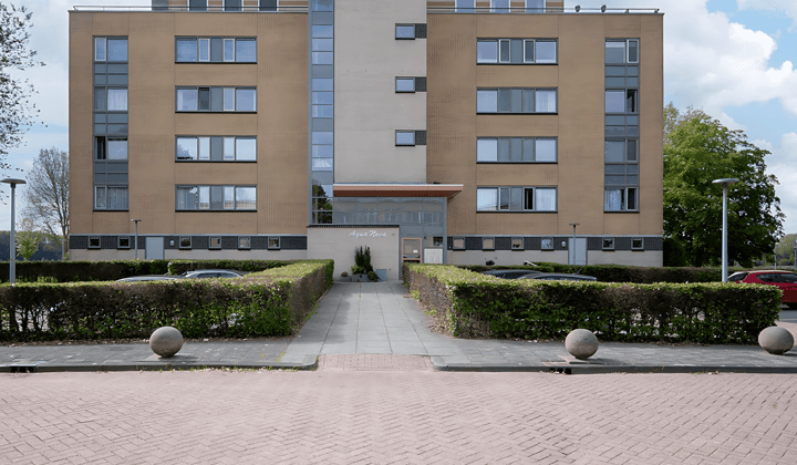 Appartement · 80 m² · €2200,-