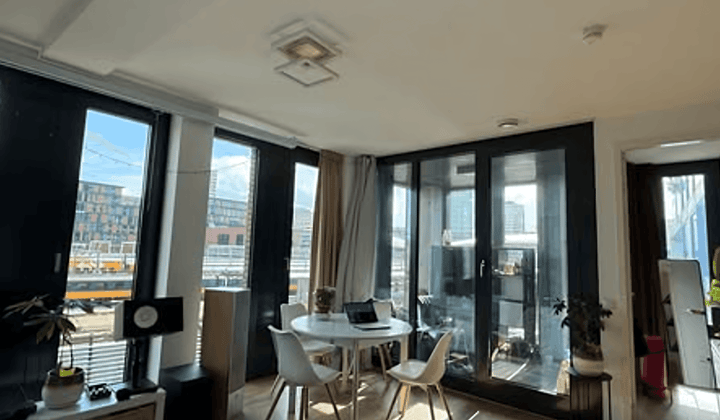 Kamer · 74 m² · €875,-