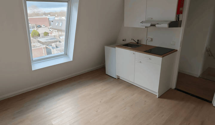 Kamer · 10 m² · €785,-