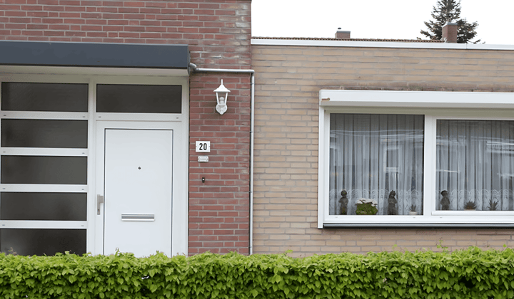 Huis · 56 m² · €713,-