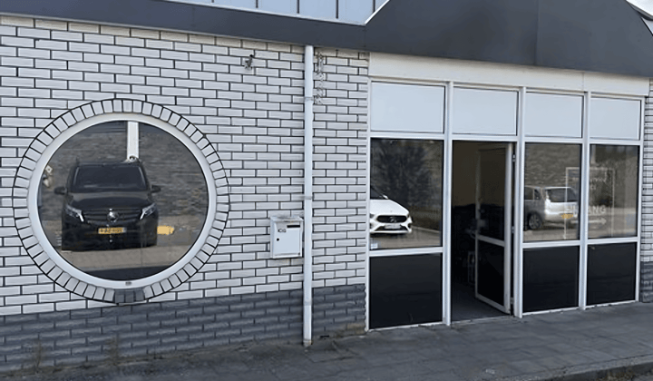 Bedrijfsruimte · 95 m² · €750,-