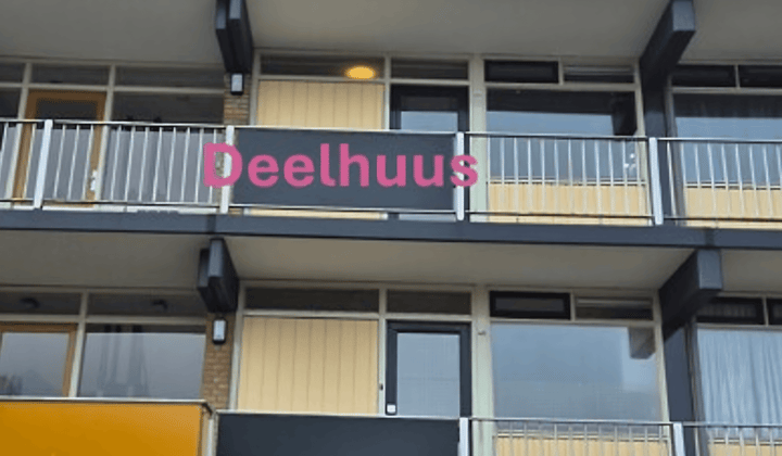 Appartement · 93 m² · €365,-