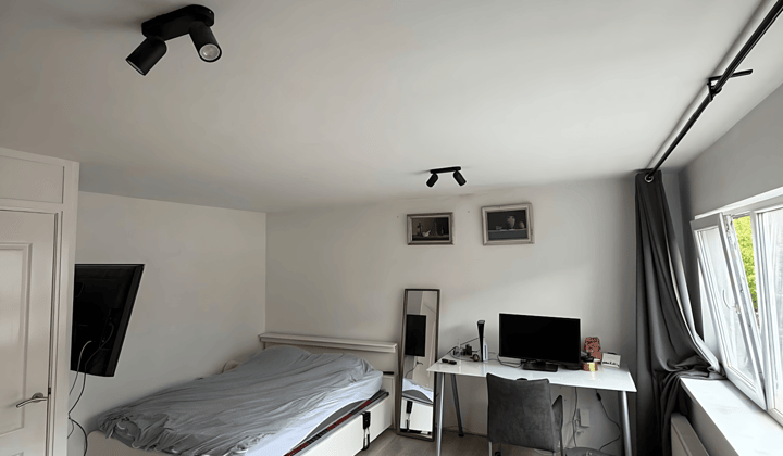 Kamer · 17 m² · €800,-