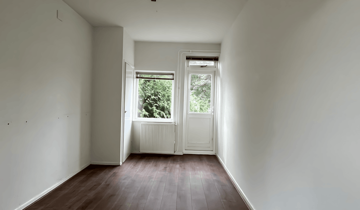 Kamer · 11 m² · €733,-