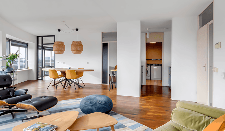 Appartement · 102 m² · €2495,-