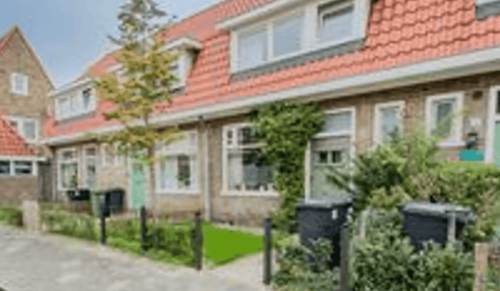 Huis · 76 m² · €2495,-