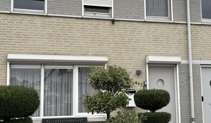 Huis · 90 m² · €713,-