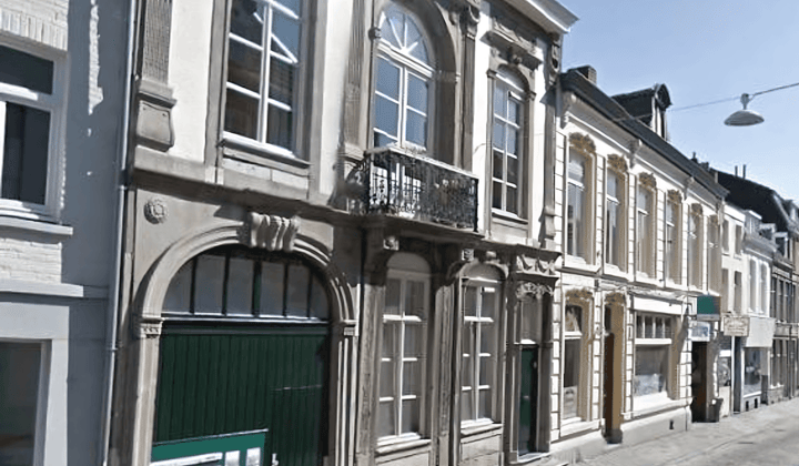 Studio · 25 m² · €825,-