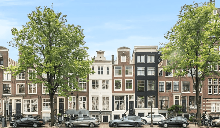 Huis · 180 m² · €5500,-