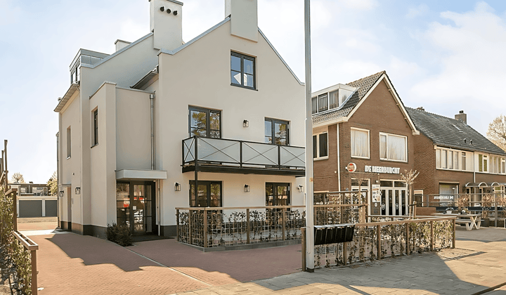 Appartement · 56 m² · €1825,-