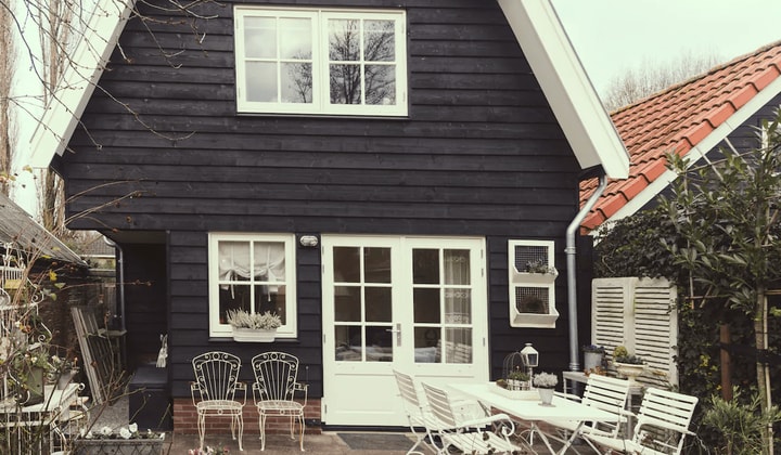 Huis · €3855,-