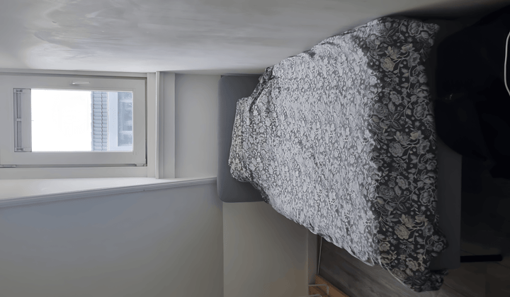 Kamer · 83 m² · €402,-