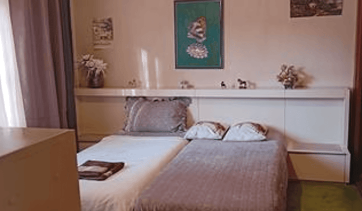 Kamer · 129 m² · €1200,-