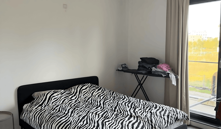 Kamer · 75 m² · €1100,-