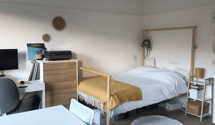 Kamer · 25 m² · €440,-