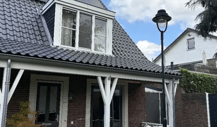 Huis · 150 m² · €3000,-