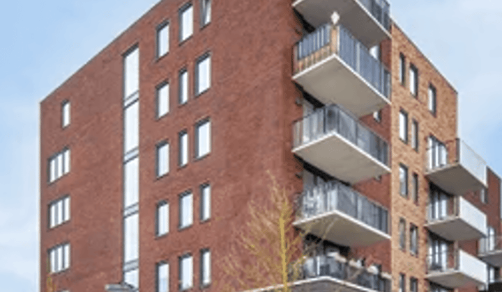 Kamer · 57 m² · €933,-