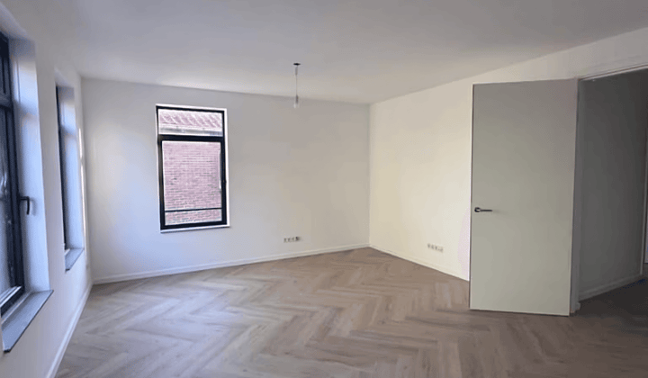 Appartement · 47 m² · €1295,-