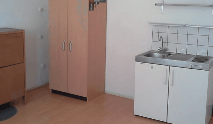 Studio · 30 m² · €399,-