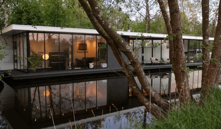 Woonboot · 95 m² · €6372,-