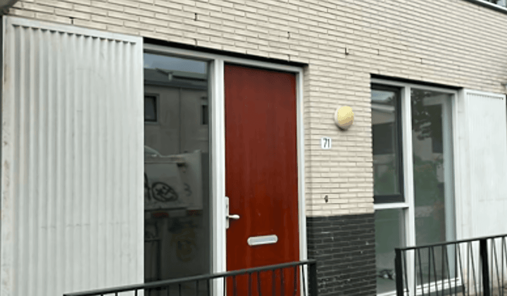 Huis · 77 m² · €1731,-
