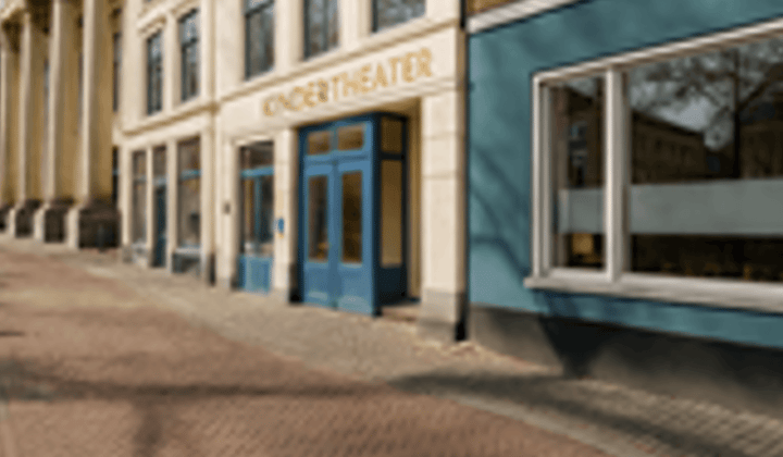 Bedrijfsruimte · 330 m² · €6875,-