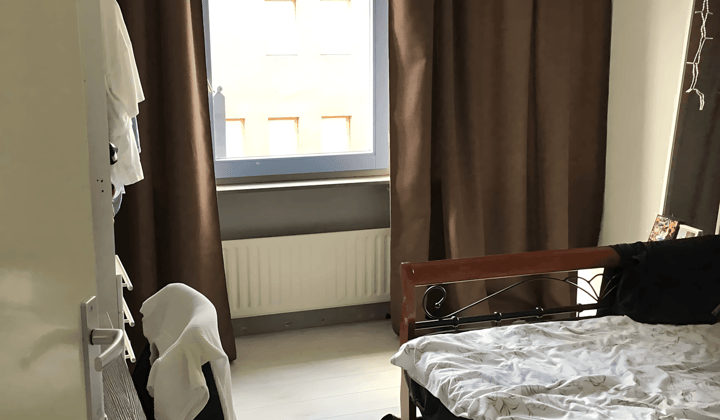Kamer · 75 m² · €900,-