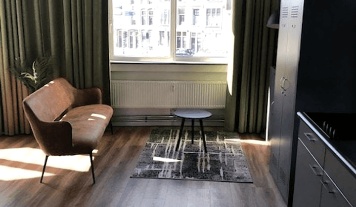 Appartement · 30 m² · €1651,-