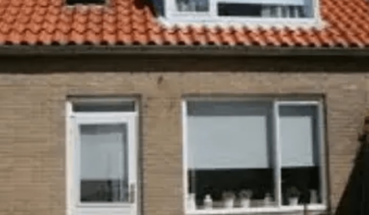 Huis · €800,-